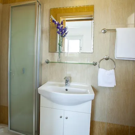 Holiday home Posidonas 3