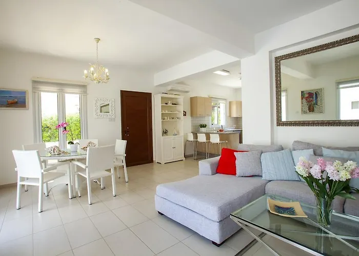 Prázdninový dům Posidonas 3 *